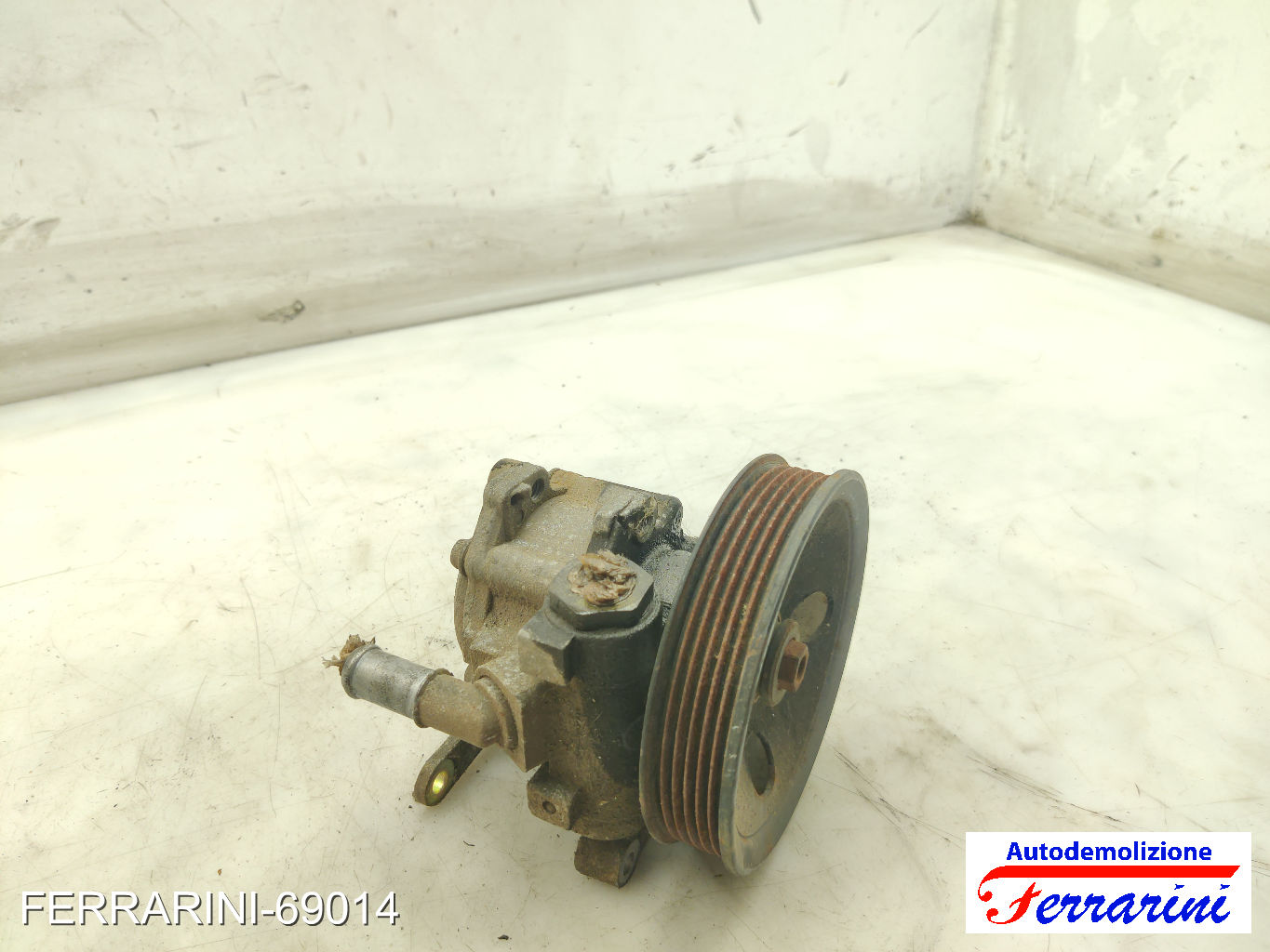 Pompa Servosterzo MERCEDES VITO 638/2 V 230 1996-2003 0024662901, 0024663001 10