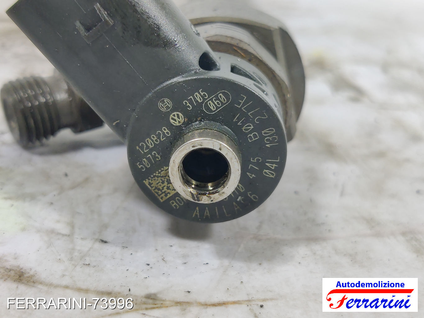 Iniettore VW GOLF 7 5G1, BE1, BE2, BQ1 2.0 TDI 2012-2020 04L130277E, 04L130277AK