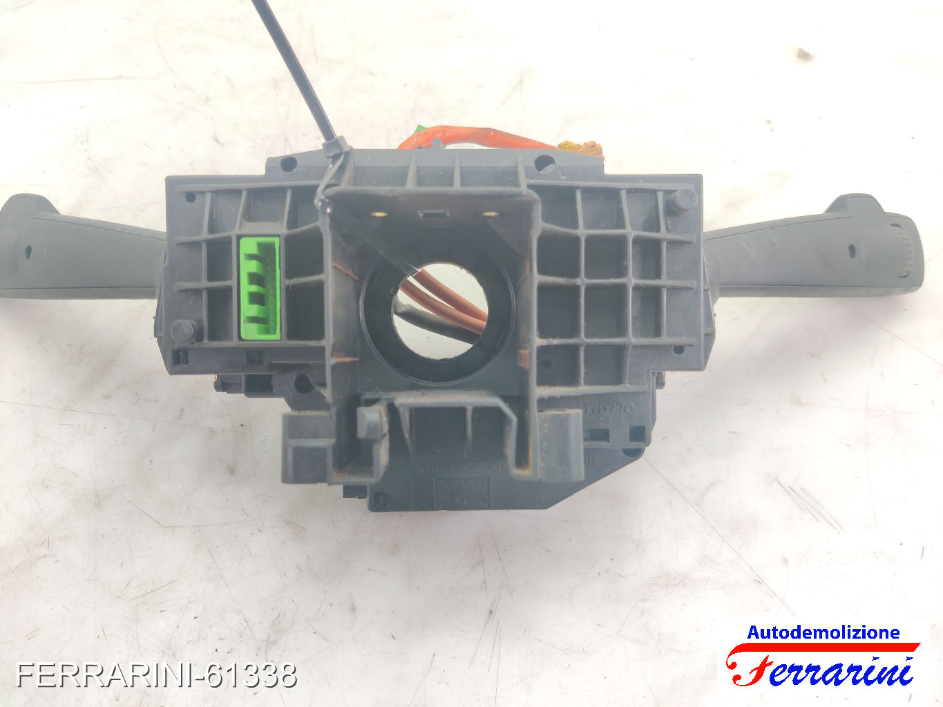 Devioluci VOLVO S40 2 544 2004-2010 30773144, 30710339, 30773146