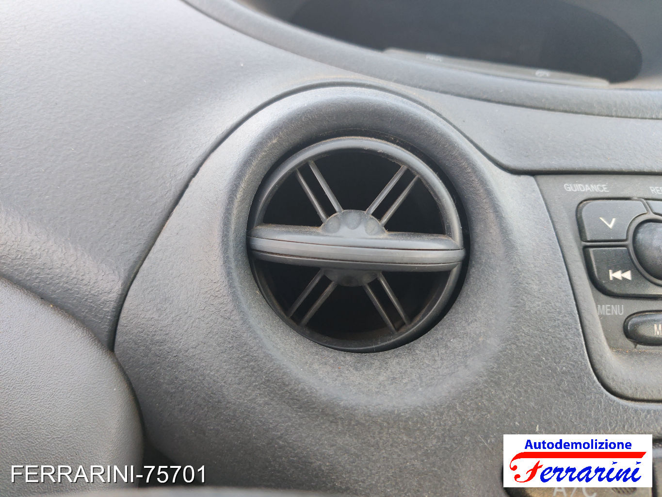 Toyota Yaris 25