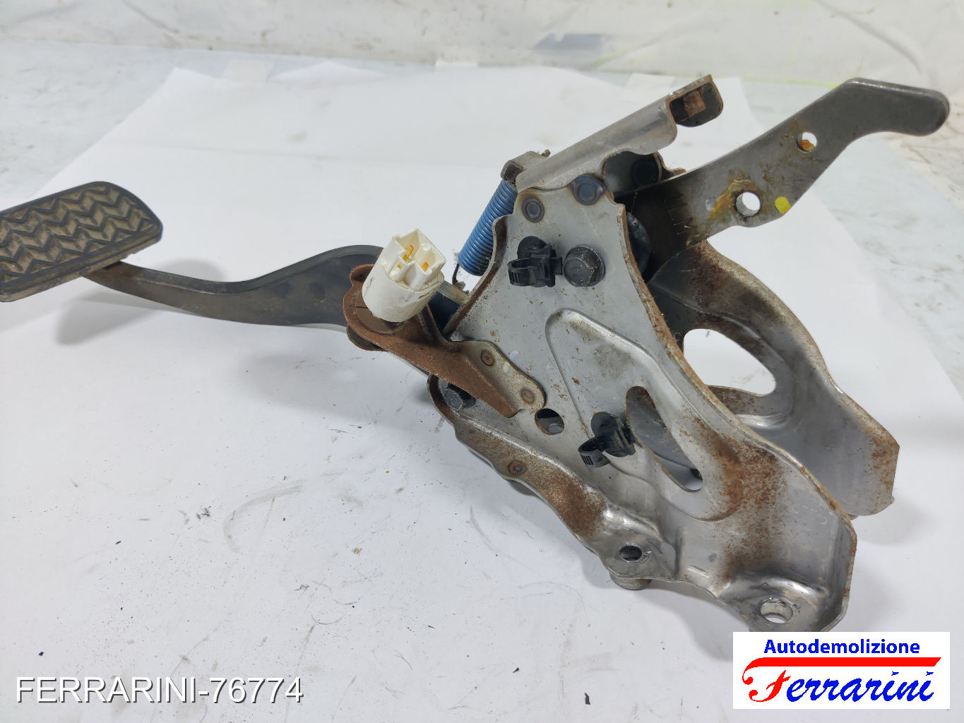 Pedale Frizione TOYOTA IQ J1 1.0 2009-2015 3130174010 9