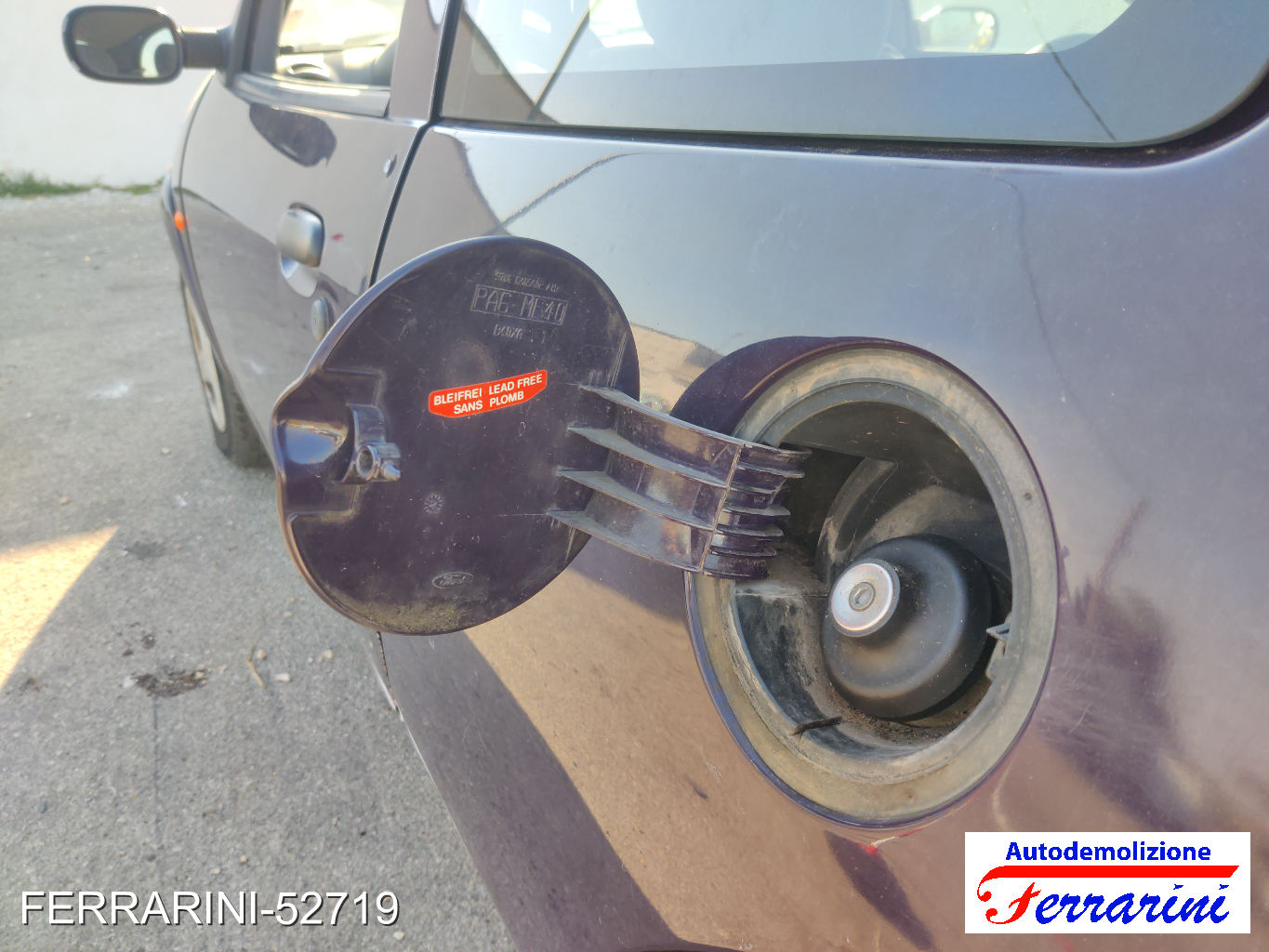 Sportellino Carburante