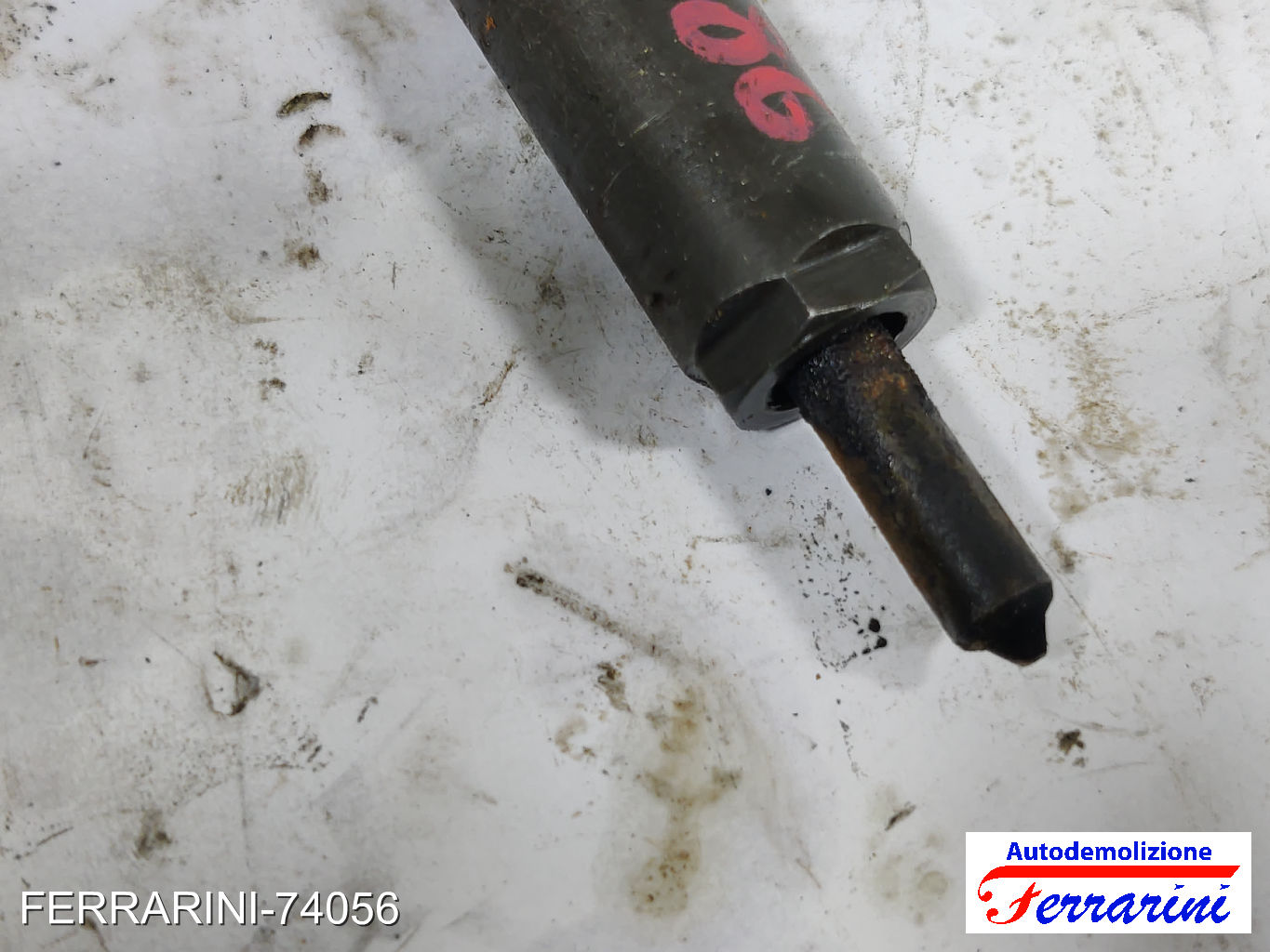 Iniettore RENAULT SCENIC 2 JM0/1 1.5 DCI 2003-2005 8200567290, 8200365186