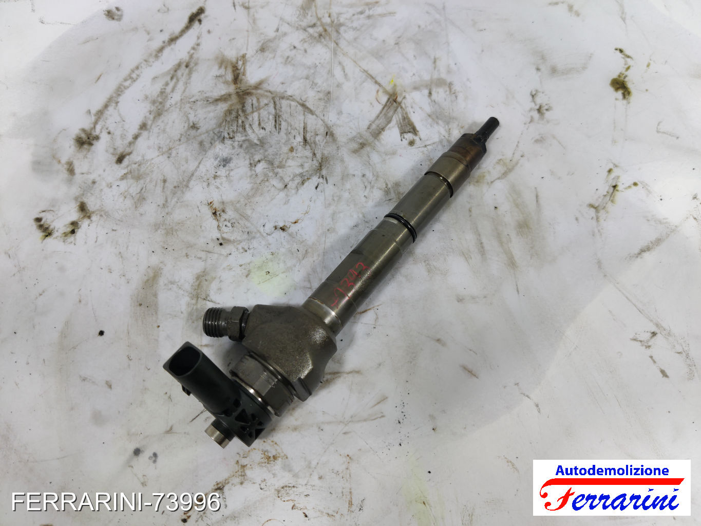 Iniettore VW GOLF 7 5G1, BE1, BE2, BQ1 2.0 TDI 2012-2020 04L130277E, 04L130277AK