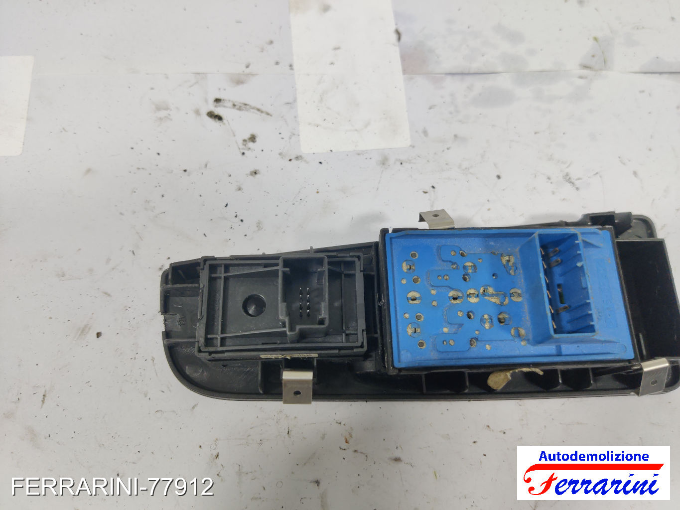 Pulsantiera Tastiera Alzavetro FIAT GRANDE PUNTO 199 2005-2010 sinistra, sx