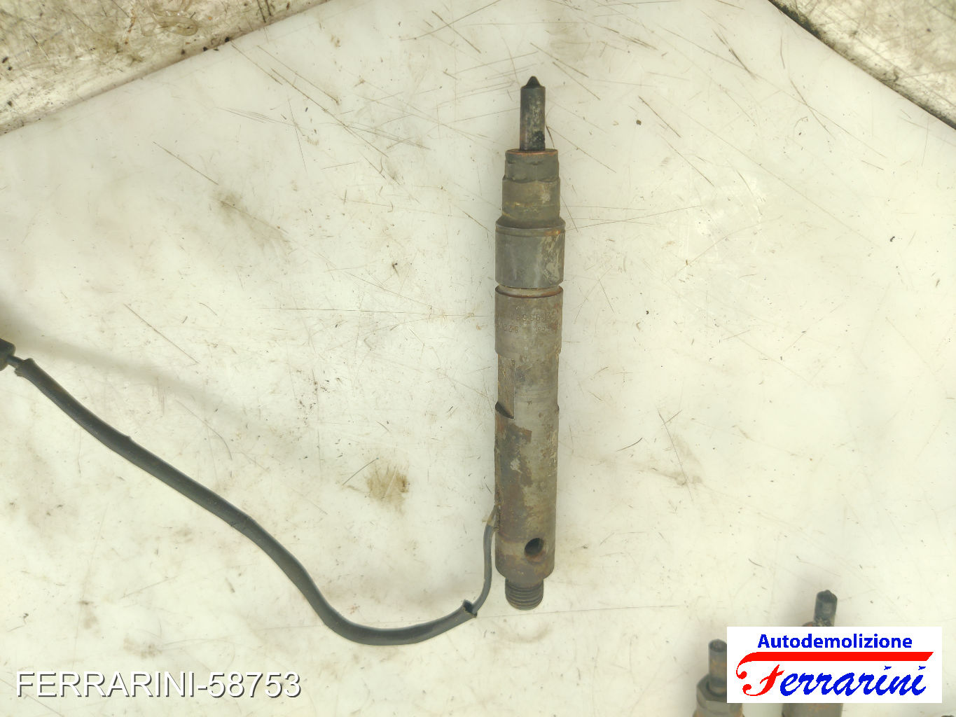 Iniettore SUZUKI JIMNY SN 1.5 DDIS 4X4 2005-2023 8200421359, 8200815416