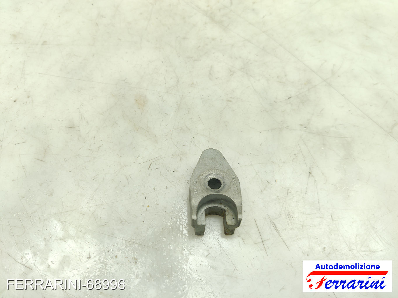 staffa Supporto Iniettore Delphi CFW VW POLO 6C1, 6R1 1.2 TDI 2009-2023