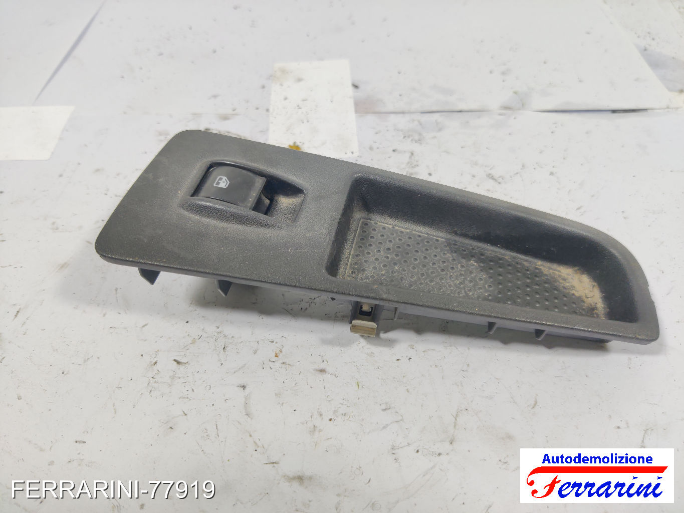 Pulsantiera Tastiera Alzavetro FIAT GRANDE PUNTO 199 2005-2010 destra, dx
