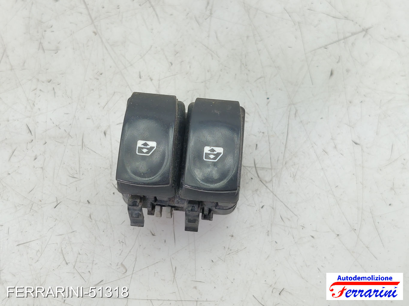 Pulsantiera Tastiera Alzavetro RENAULT CLIO 3 BR0/1, CR0/1 2010-2014 sinistra