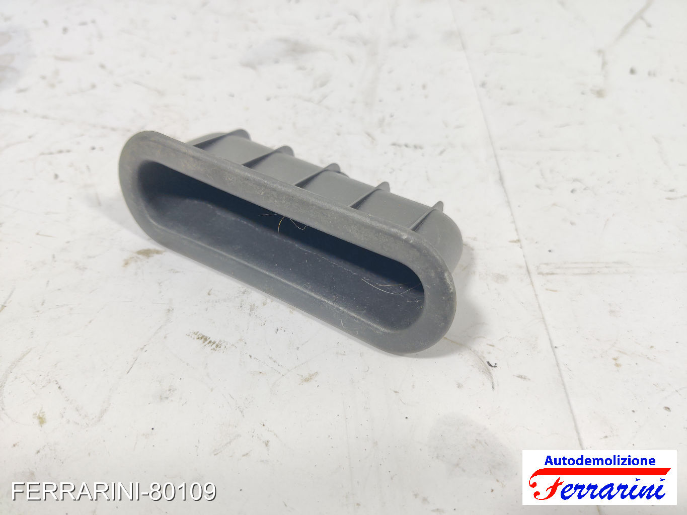 Vani Portaoggetti E Scomparti DACIA SANDERO 2009-2012 8200739461 8