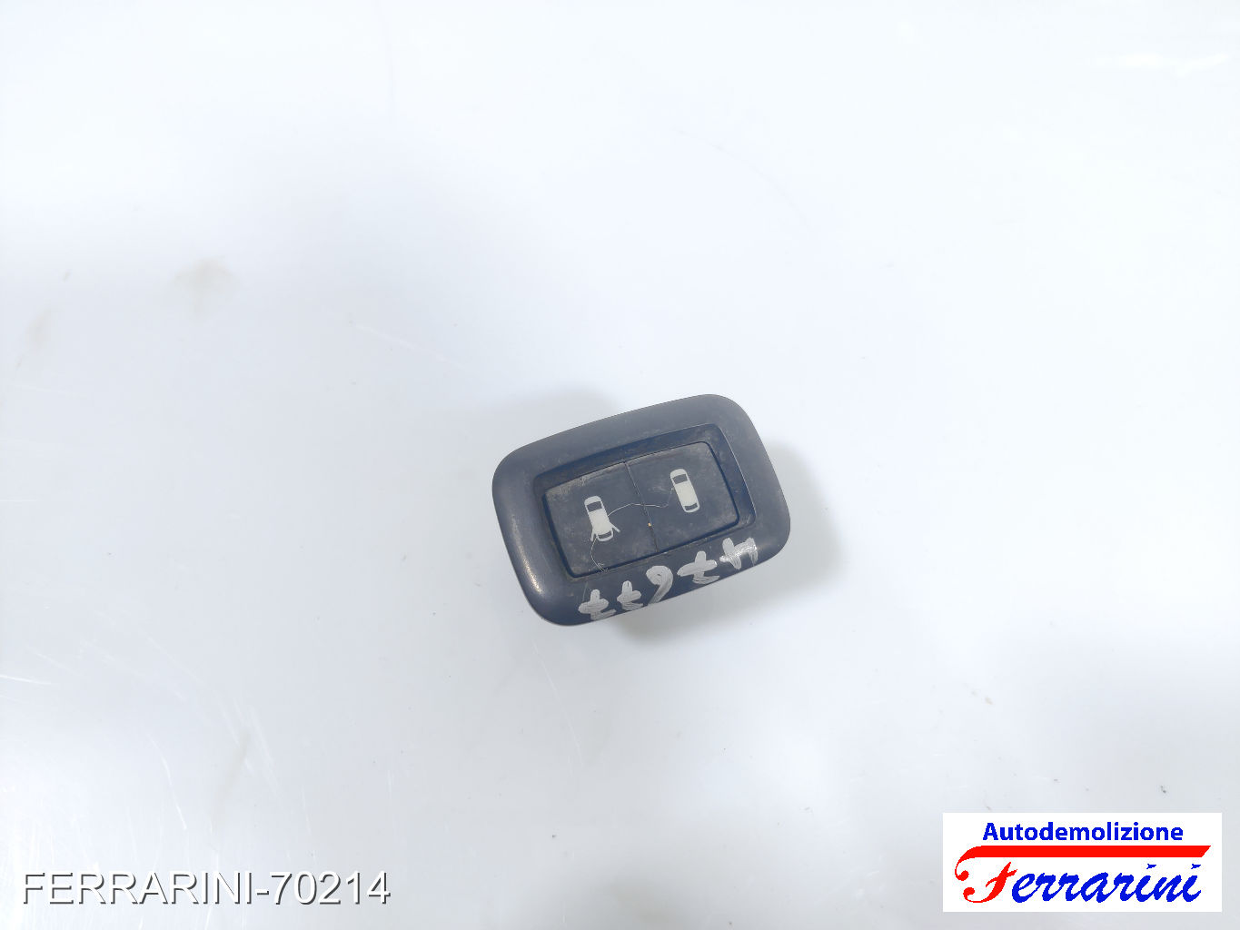interruttore vetri compasso posteriori CHRYSLER GRAND VOYAGER 5 RT 2007-2023