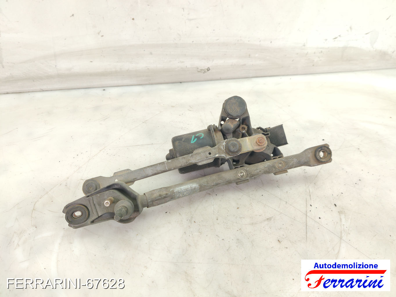 Spazzacqua Motorino Tergicristallo PEUGEOT 107 PM, PN 2005-2014 anteriore