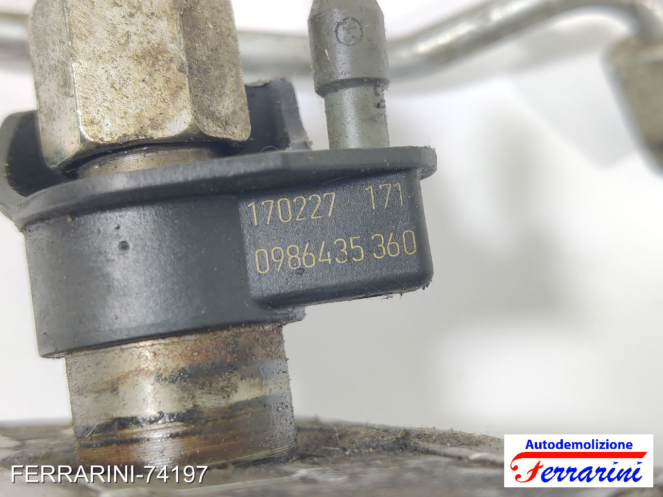 Iniettore VW GOLF 6 5K1 2.0 TDI 2008-2013 0986435360, 03L130277C, 03L130277