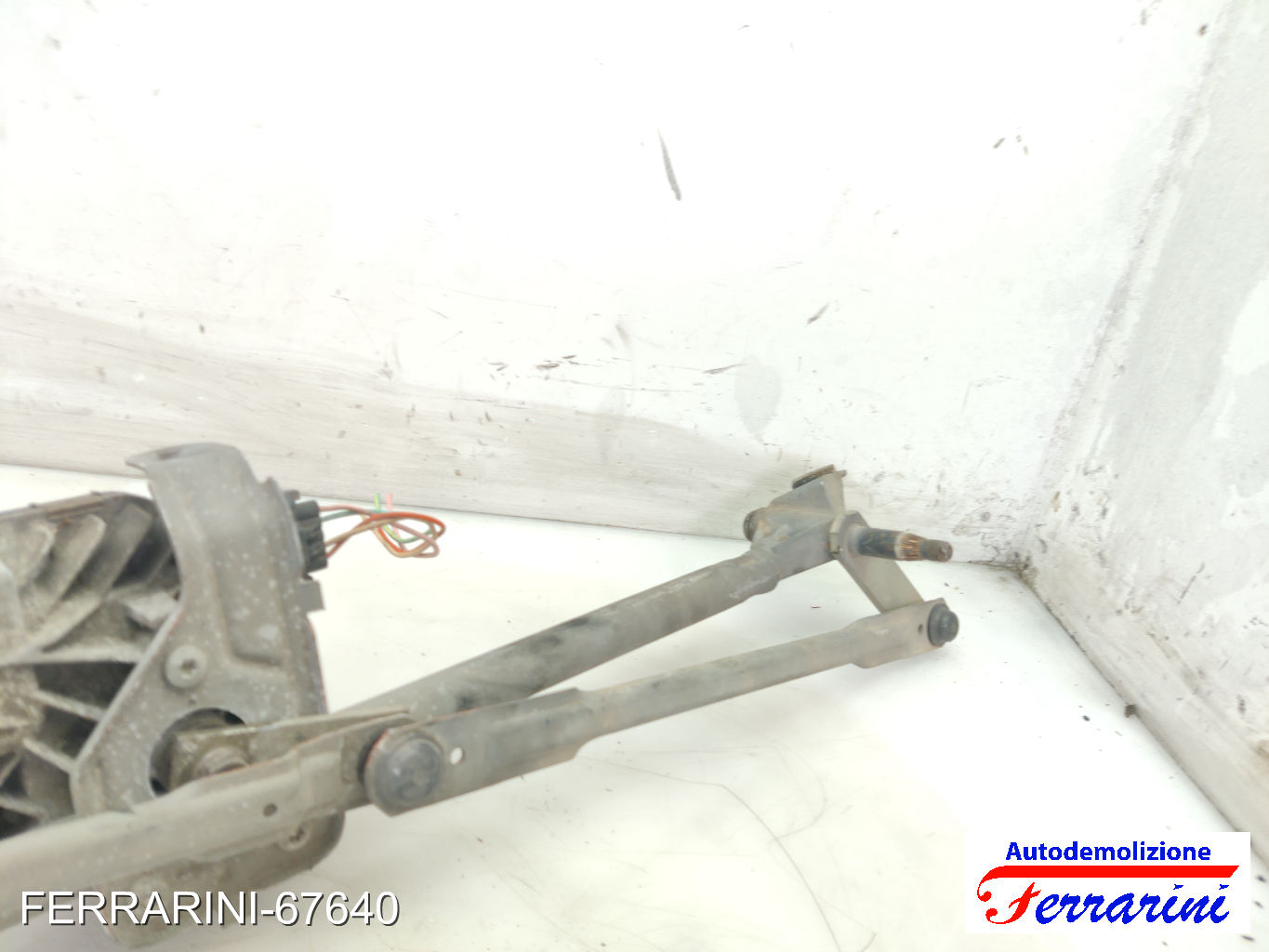Spazzacqua Motorino Tergicristallo PEUGEOT 308 SW 1 4E, 4H 2009-2014 anteriore 7