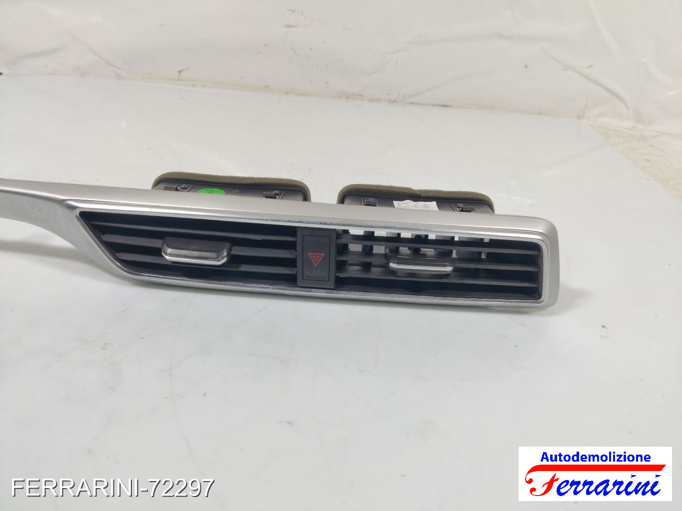 Bocchetta Areazione MG MG ZS SUV 2017-2023 anteriore, frontale centrale, ant 9