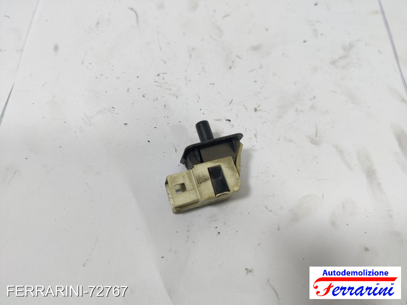 interruttore luce MERCEDES CLASSE C W203 2000-2003 Frontale Destra 2028209410