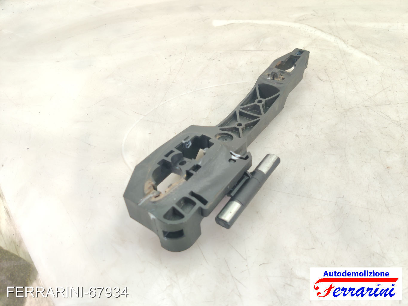 Supporto Maniglia Esterna HYUNDAI I10 BA, IA 2013-2023 sinistro, sx, posteriore