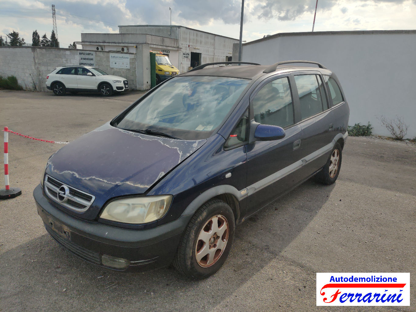 Opel Zafira A 71
