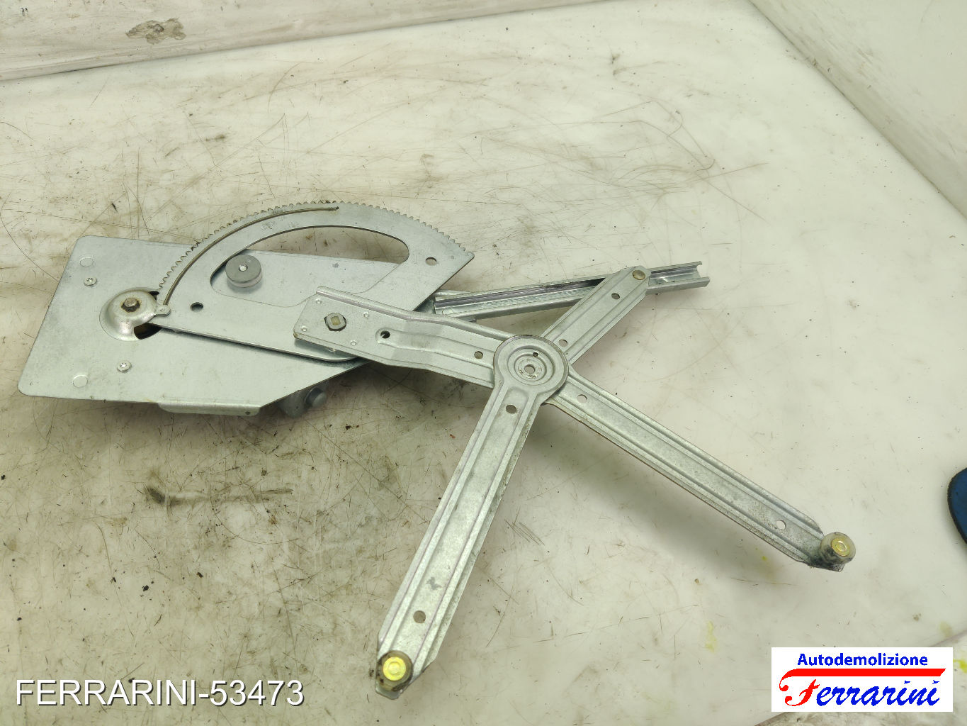 Alzavetro RENAULT TWINGO 1 C06 1996-2007 sinistro, sx, frontale, anteriore