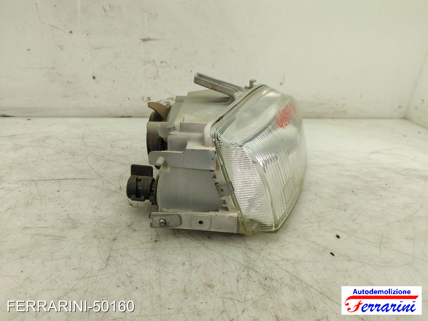 Faro Anteriore FIAT PUNTO 176 1993-1999 destro, dx 46402649, 46481413, 46433209