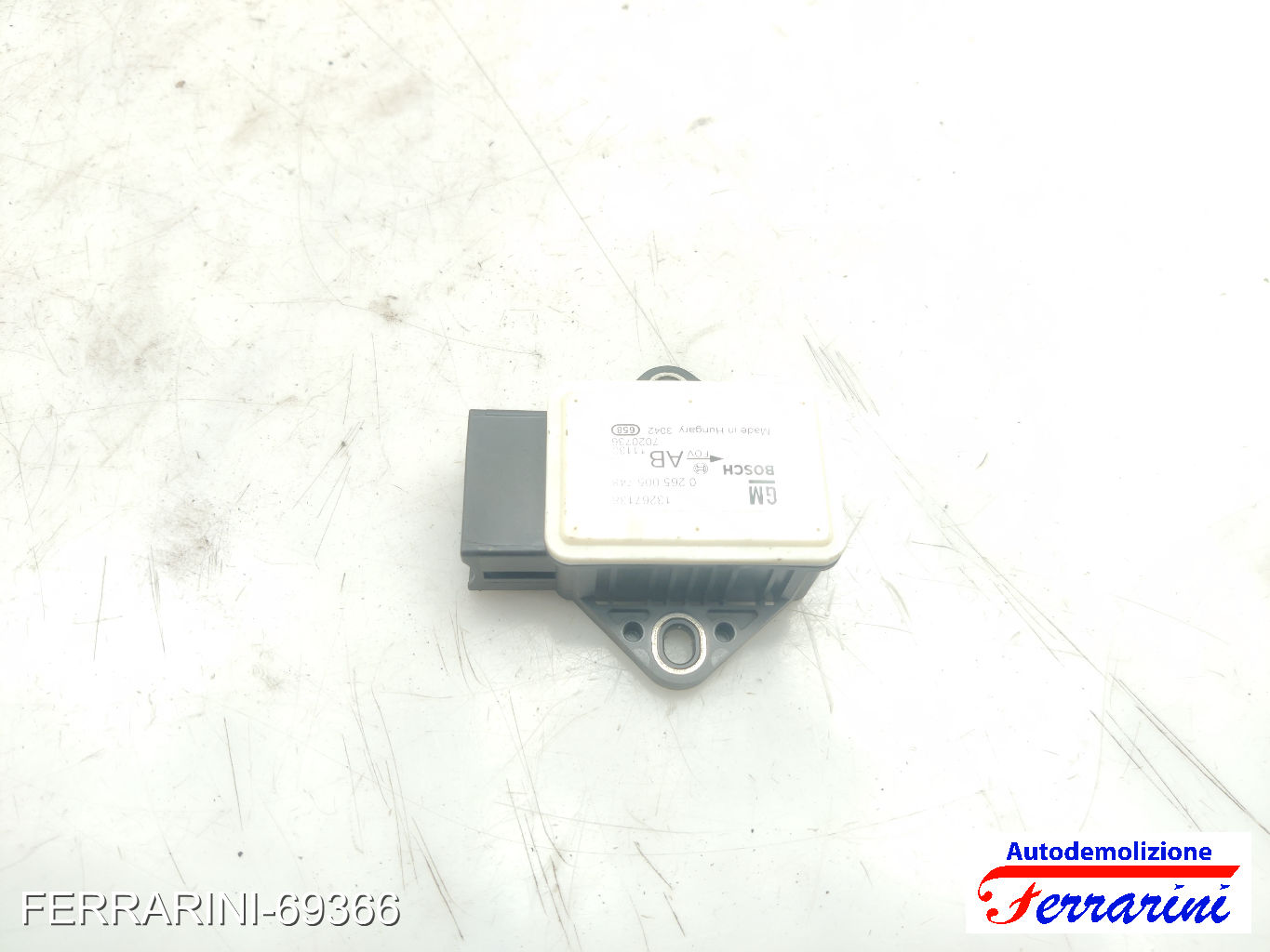 Sensore Imbardata Urto OPEL MERIVA B S10 2010-2014 anteriore, frontale 13267138 10