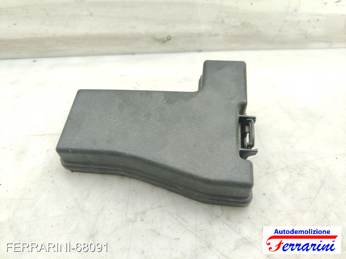 coperchio fusibili anteriore HYUNDAI I10 BA, IA 1.0 2013-2023 91950B4422, 40102