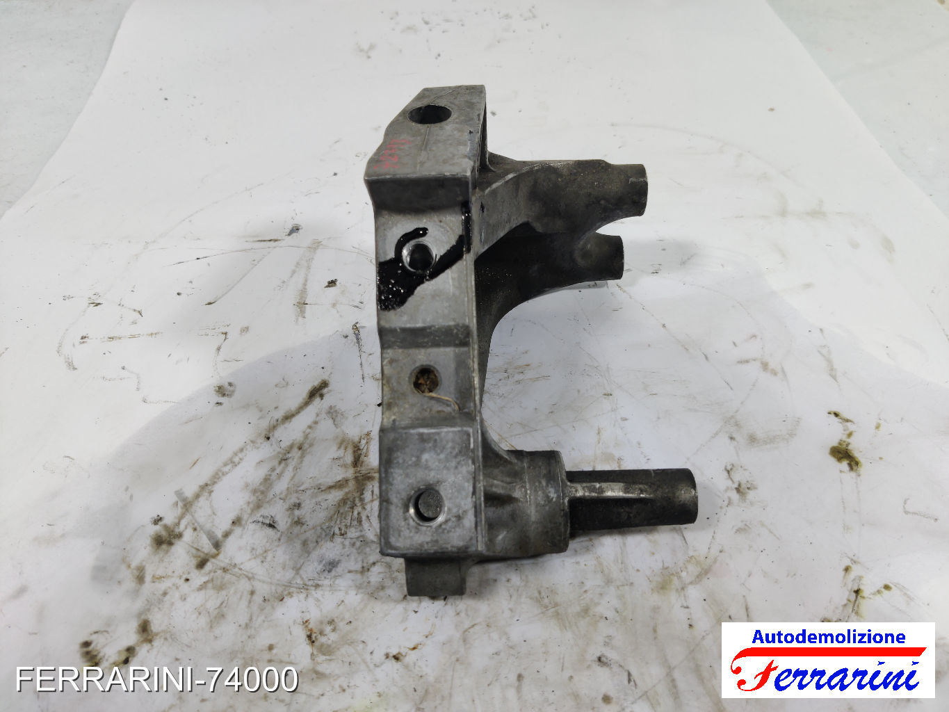 CRBC Supporto Motore VW GOLF 7 5G1, BE1, BE2, BQ1 2.0 TDI 2012-2020 04L199207
