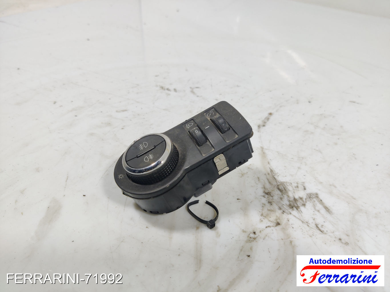 Interruttore Luci Fari OPEL INSIGNIA A G09 2008-2017 13268702, 42306 8