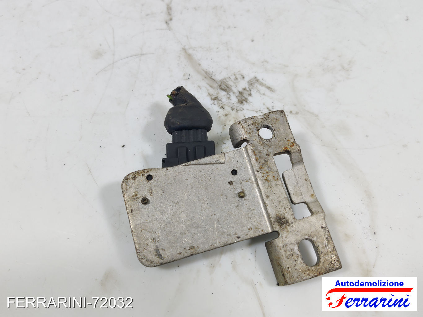 Sensore Imbardata Urto AUDI A4 8E+02 2000-2004 anteriore, frontale 8E0907637