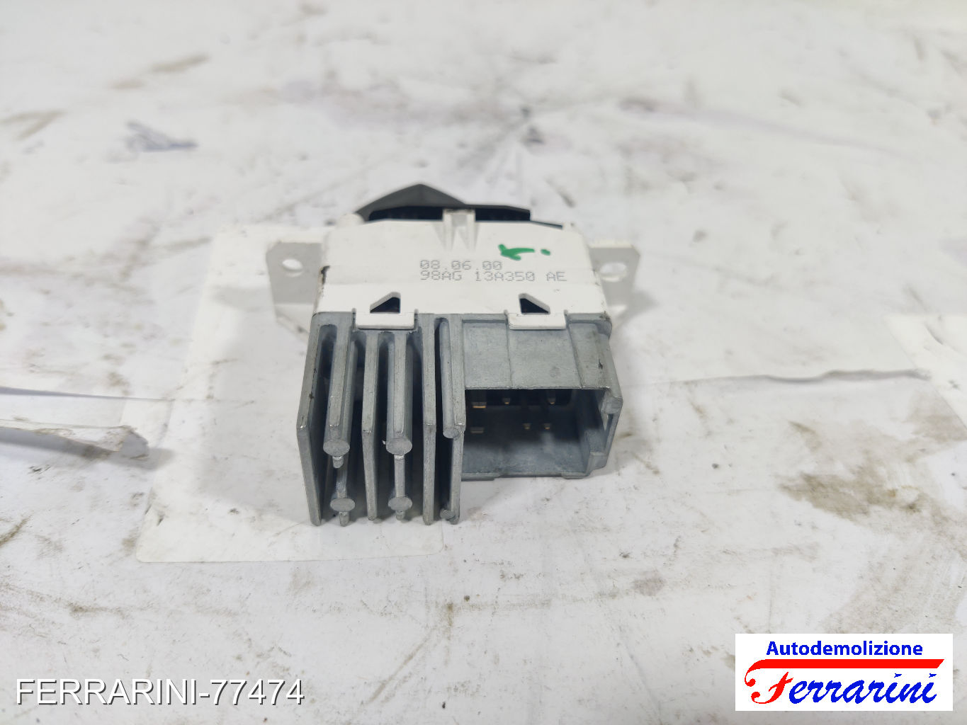 Interruttore Quattro Frecce FORD FOCUS SW DNW 1999-2004 98AG13A350AE