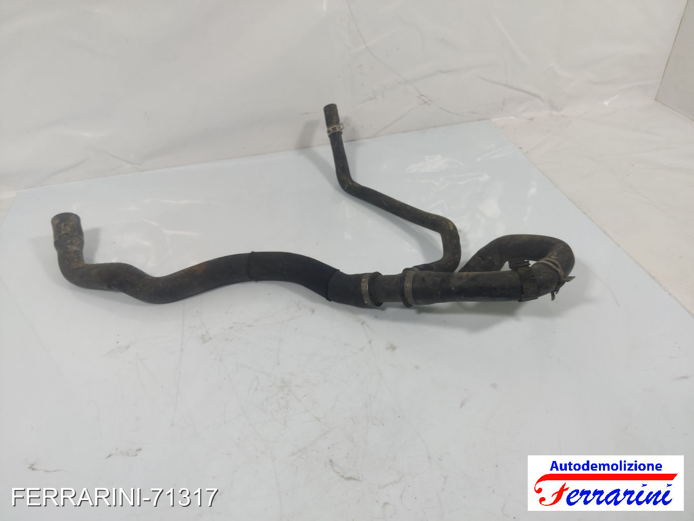 tubo acqua motore RENAULT CLIO 4 BH 1.5 DCI 75 2012-2023 215039195R