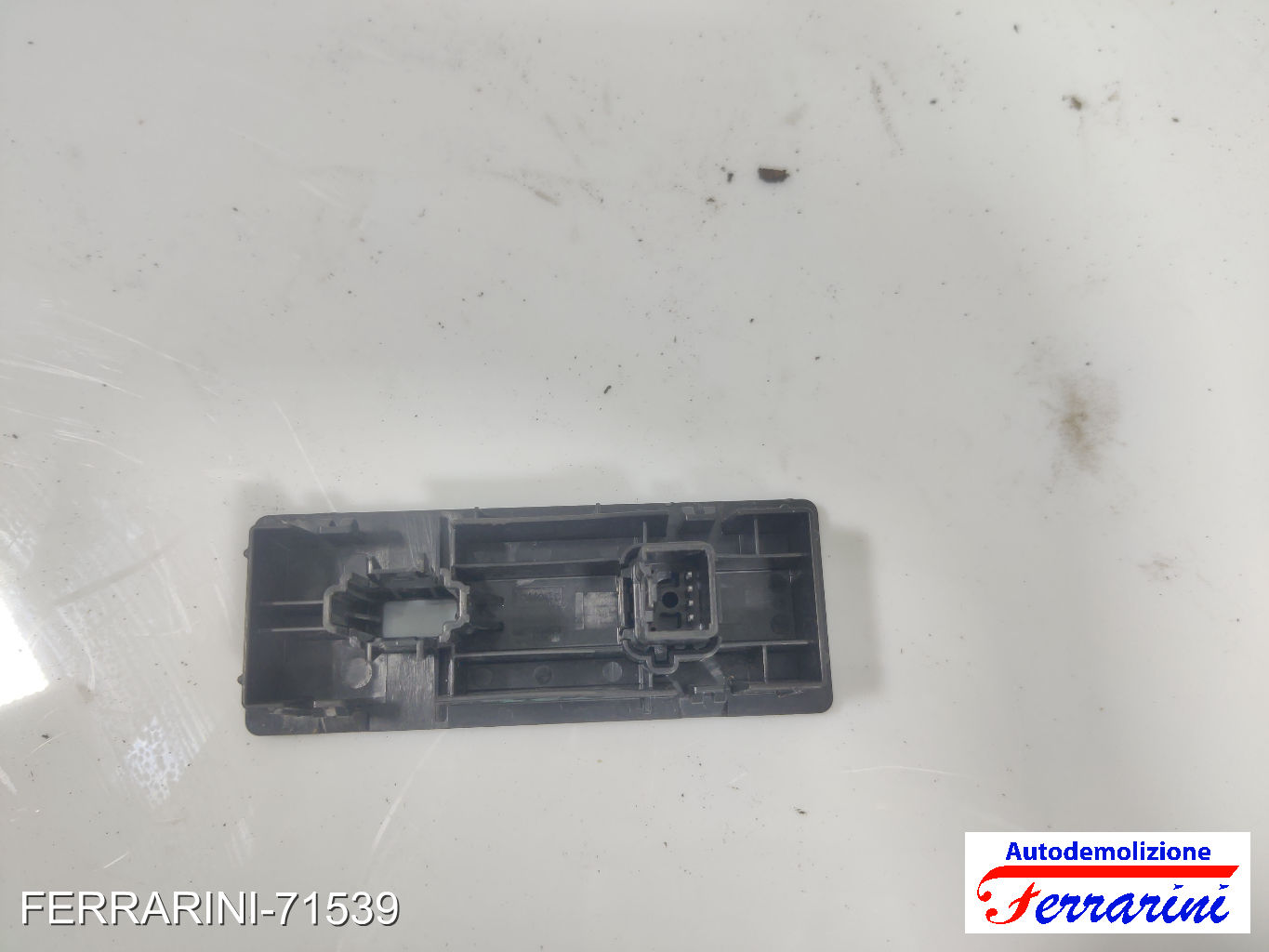 presa USB AUX FORD FOCUS 3 TURNIER 2010-2023 CM5T044K62AA