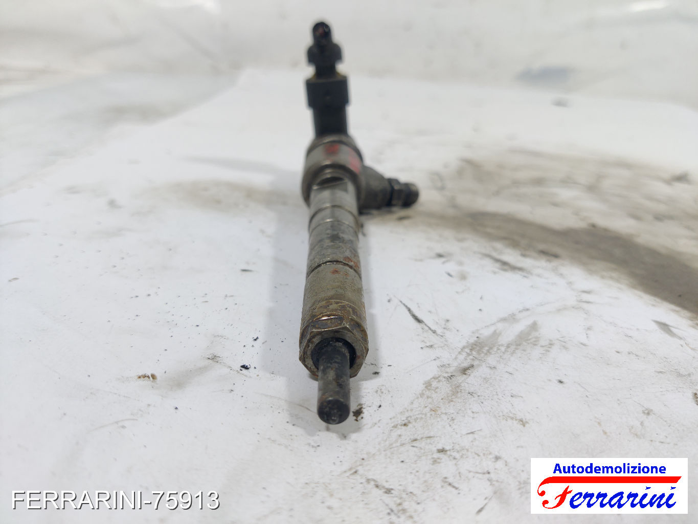 Iniettore VW CADDY 3 2CB, 2CJ, 2KB, 2KJ 2.0 SDI 2004-2010 9641742880, 0445110062 9