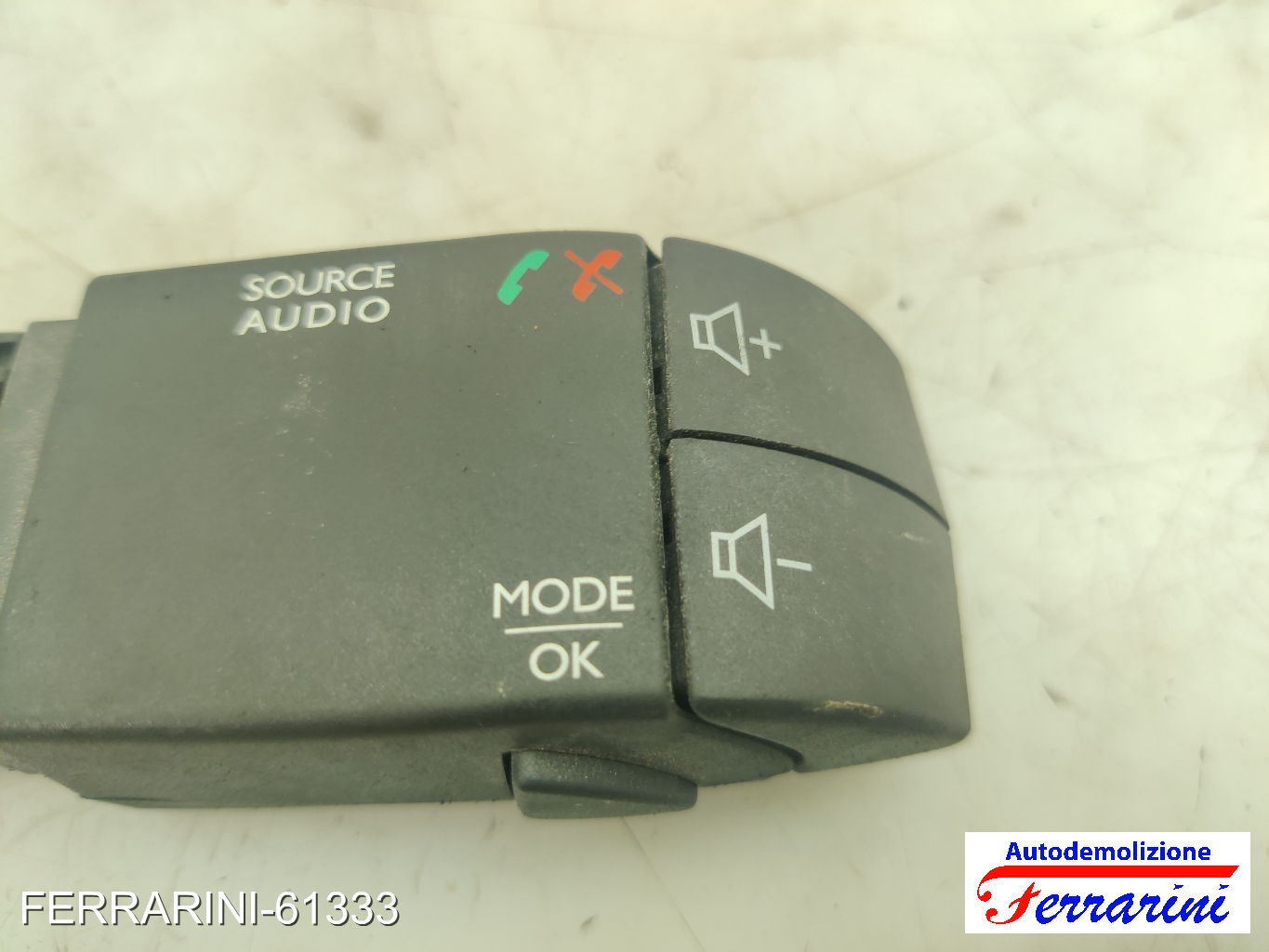 Comandi Volante RENAULT CLIO 4 SW KH 2012-2023 255522448R, 344422023