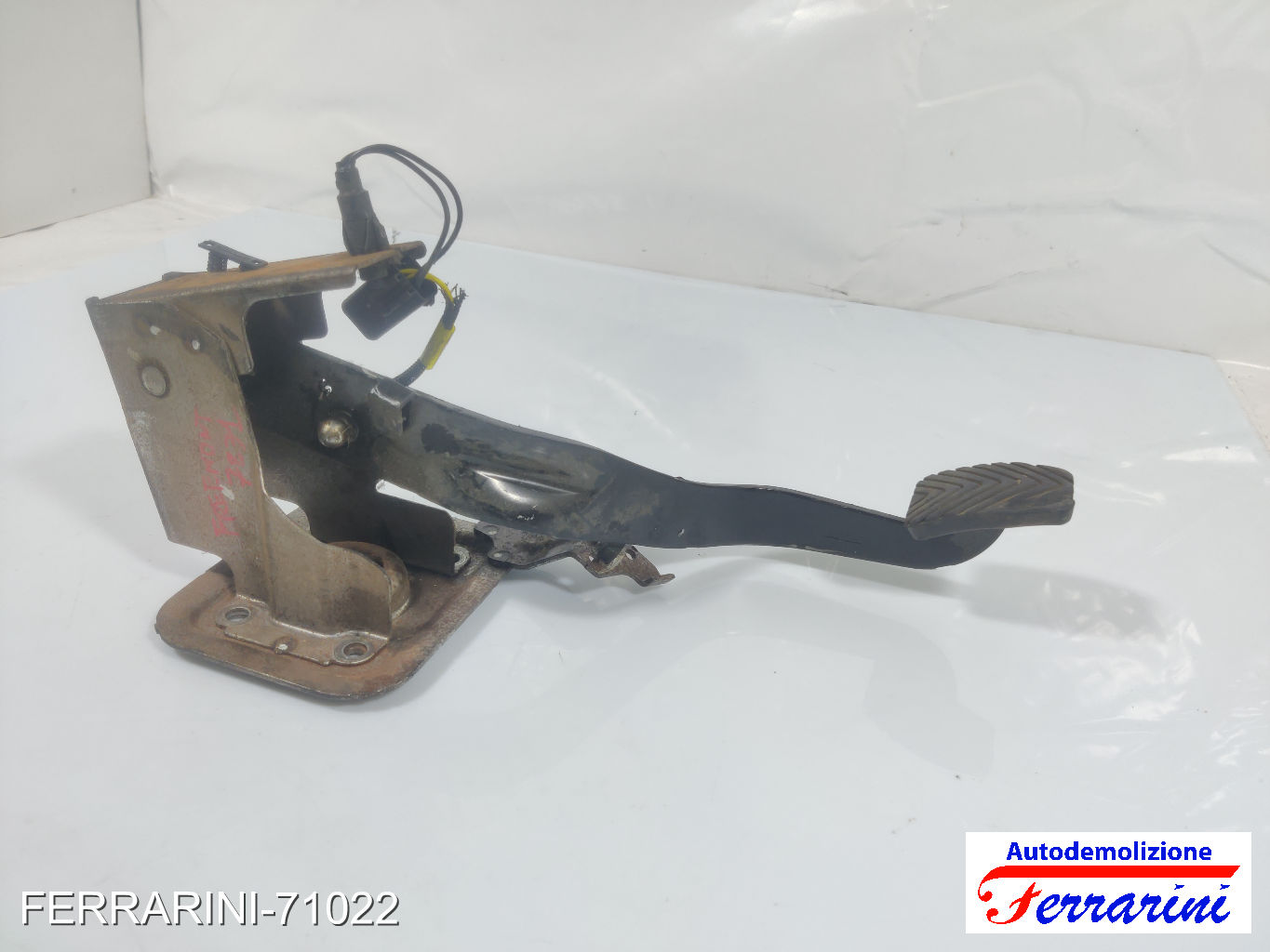 Pedale Frizione FIAT FREEMONT 345 2.0 JTD 2011-2023 04581585AD 15