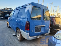 Nissan Vanette HC 23 2.3 D 75CV 1994-2002