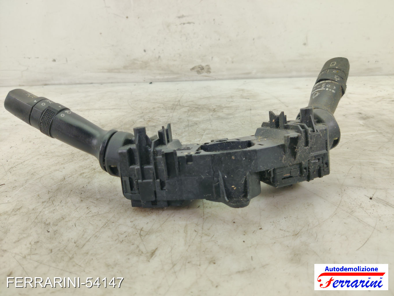 Devioluci KIA SPORTAGE SL 2012-2015 934202Y660, 934101M53, 9342024660 6