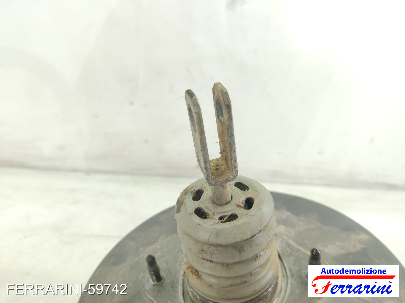 Servofreno VW TRANSPORTER 4 70A, 70H, 7DA, 7DH 2.4 D 1990-1998 701612101K