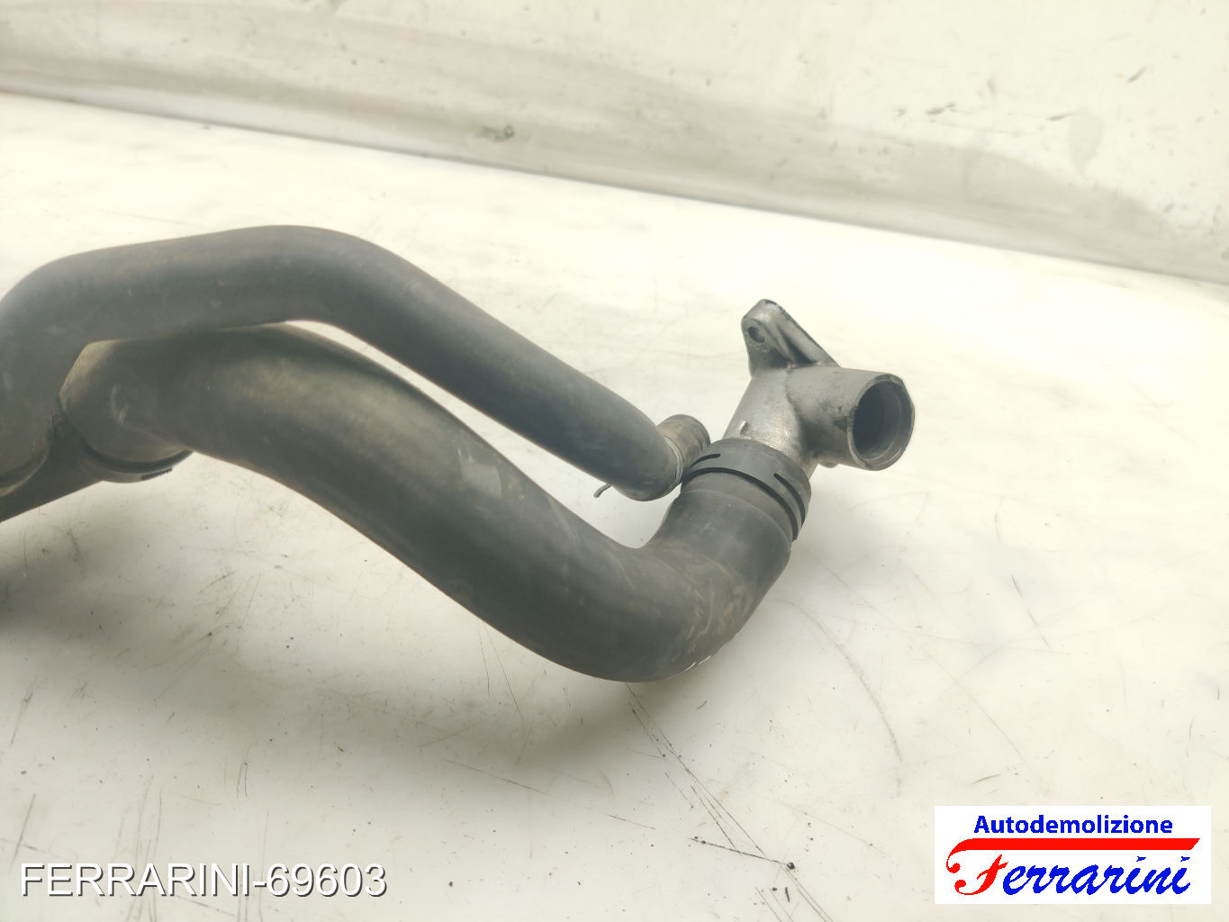 tubo acqua radiatore OPEL MERIVA A X03 1.7 CDTI 2003-2010 97351101, 5650711 9