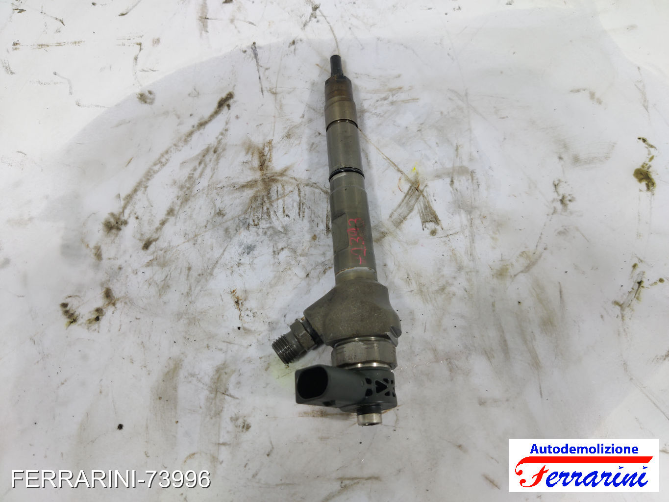 Iniettore VW GOLF 7 5G1, BE1, BE2, BQ1 2.0 TDI 2012-2020 04L130277E, 04L130277AK 7
