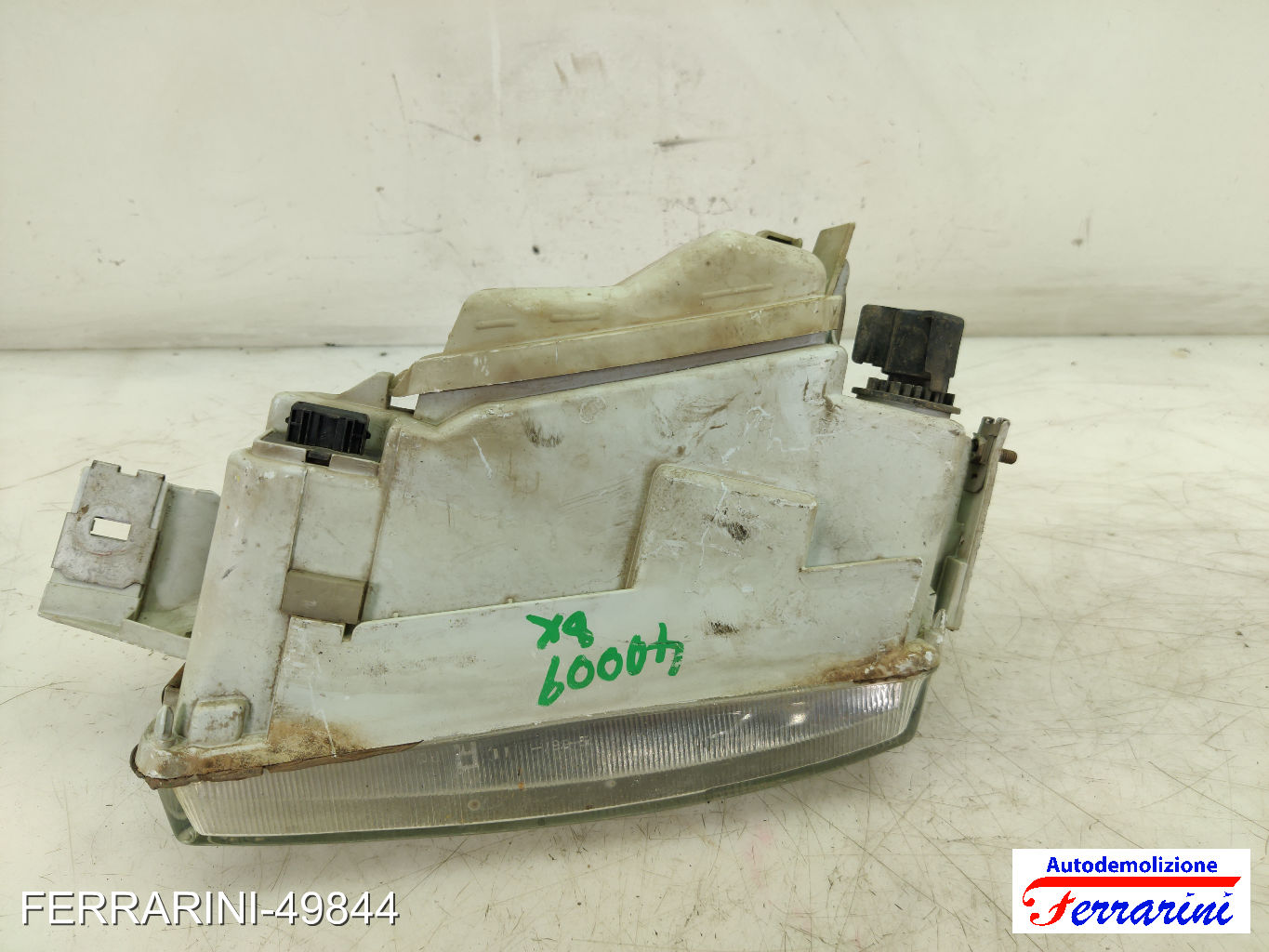 Faro Anteriore FIAT PUNTO 176 1993-1999 destro, dx 46402649, 46481413, 46433209