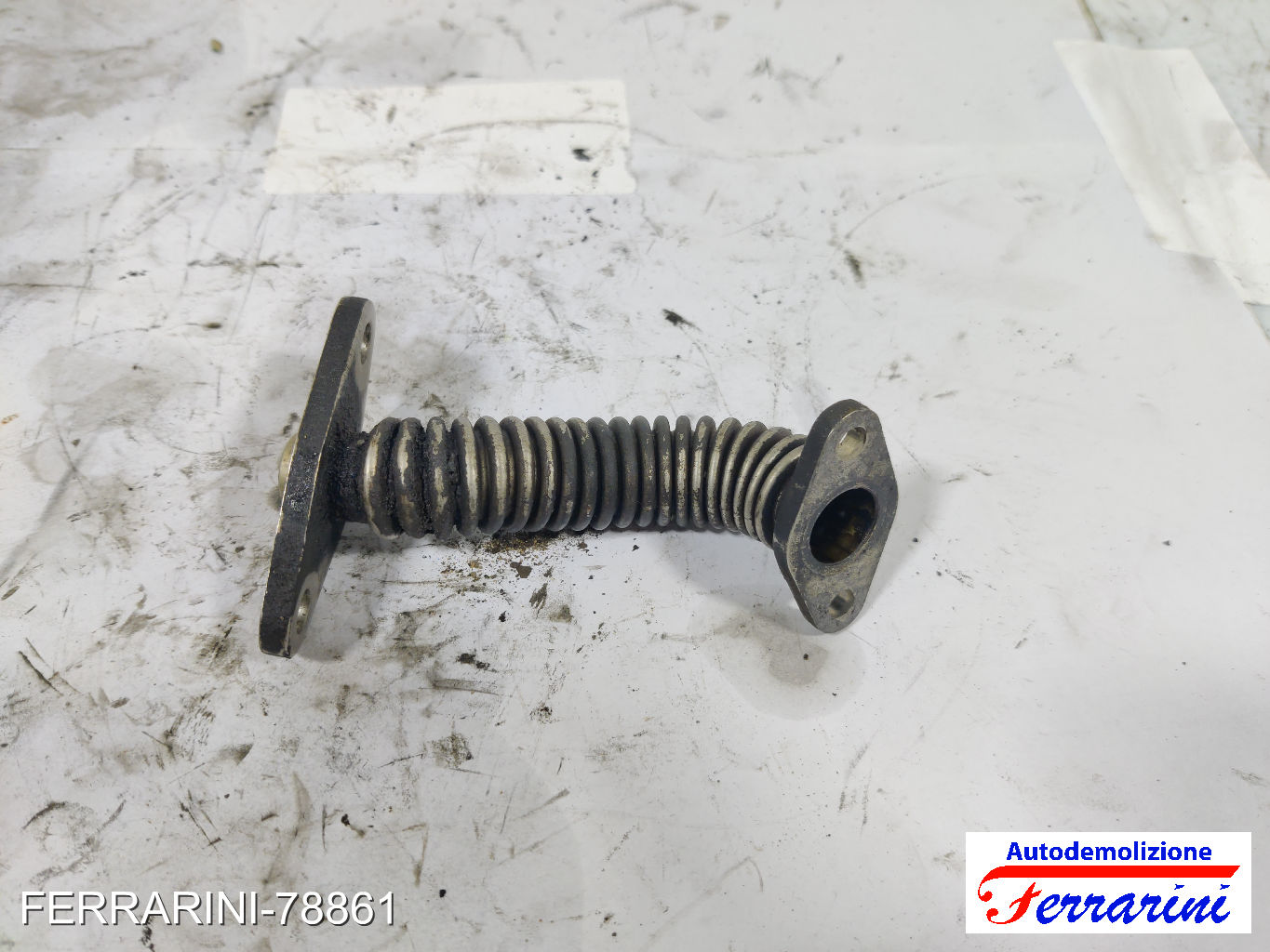 Tubazione valvola EGR tubo ALFA ROMEO 147 937 1.9 JTD 2001-2010 46813133