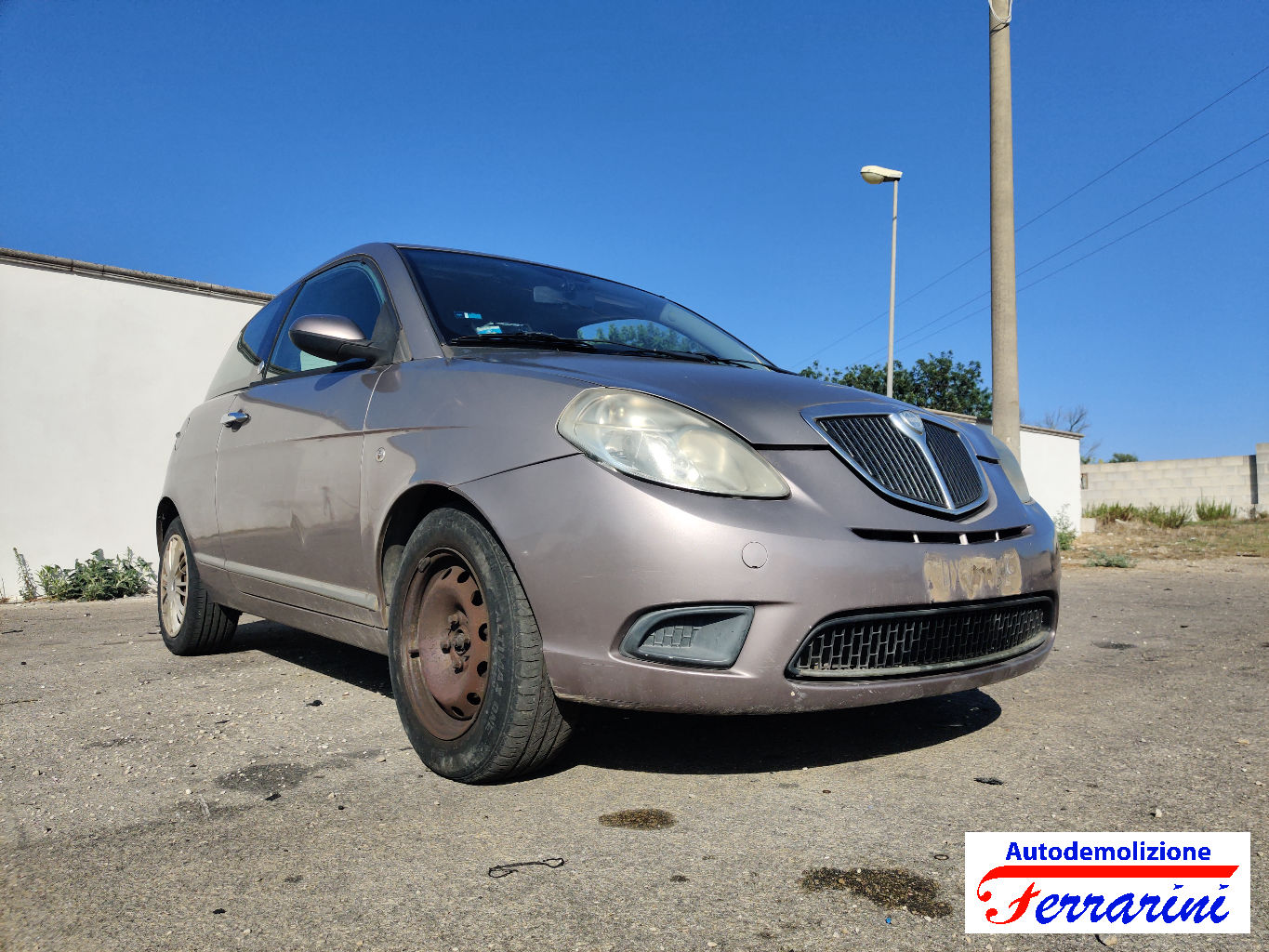 Lancia Ypsilon 77