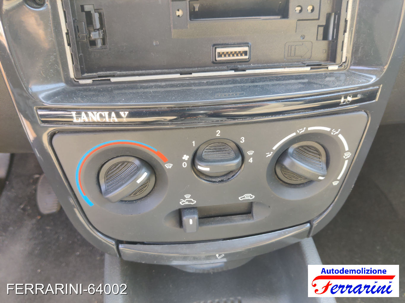 Lancia Y 840 1.2 60CV 1996-2003