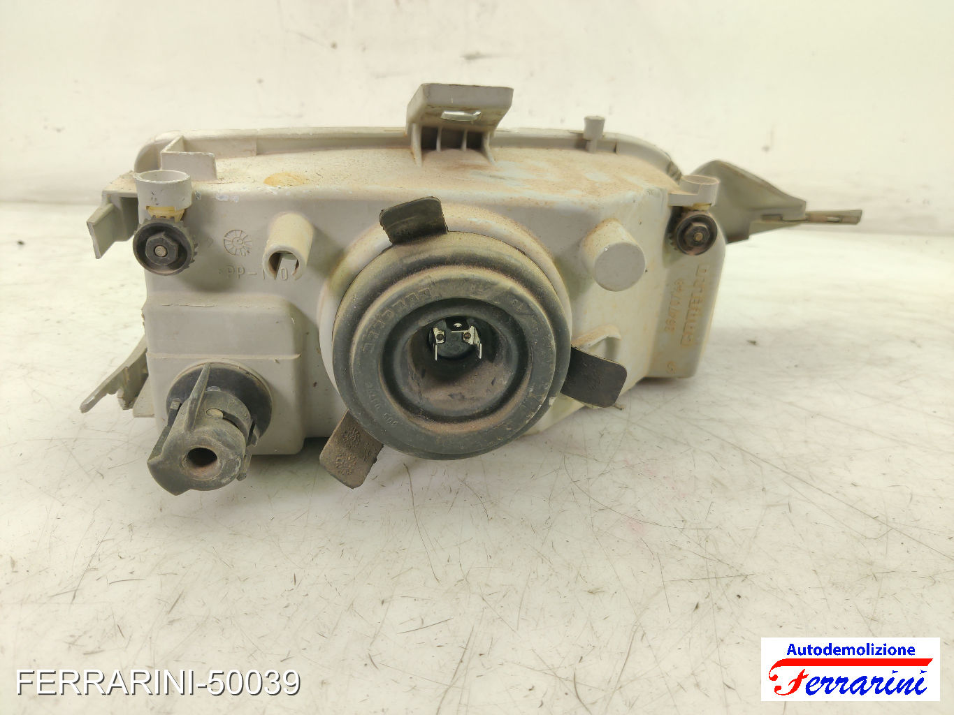 Faro Anteriore FIAT PUNTO 176 1996-2000 sinistro, sx 46402650, 46402660