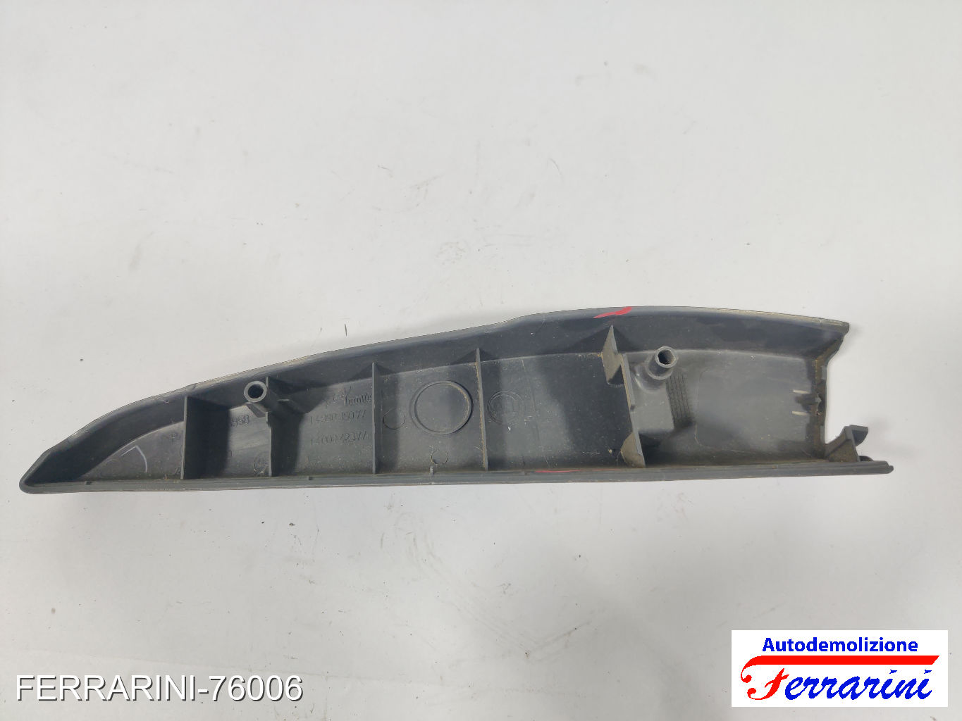 Mostrina specchietto interno FIAT SCUDO 270, 272 2007-2016 centrale, cent