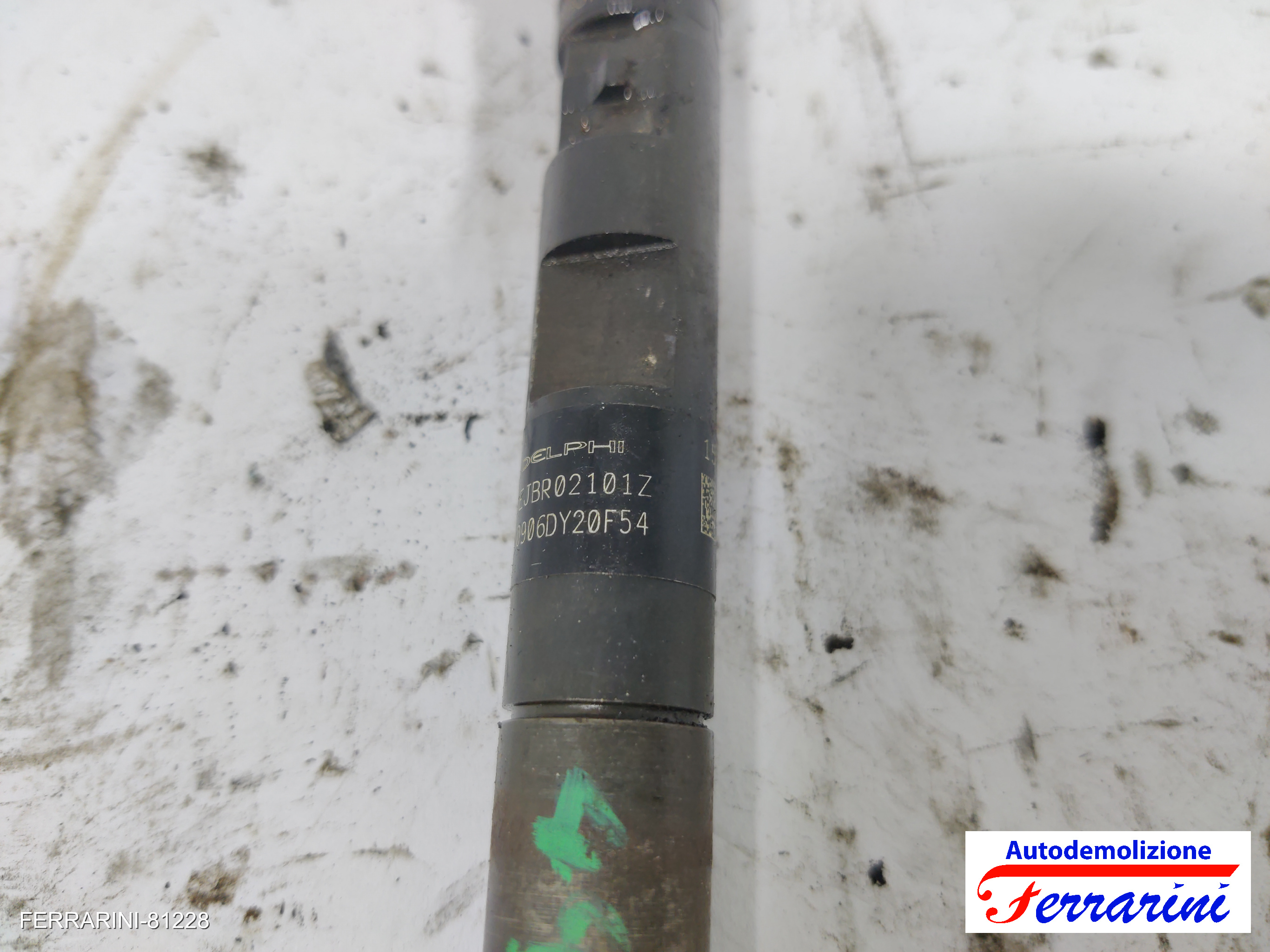 Iniettore NISSAN MICRA 3 K12 1.5 DCI 2003-2010 8200240244, 0906D120F54, 15DOBOA 8