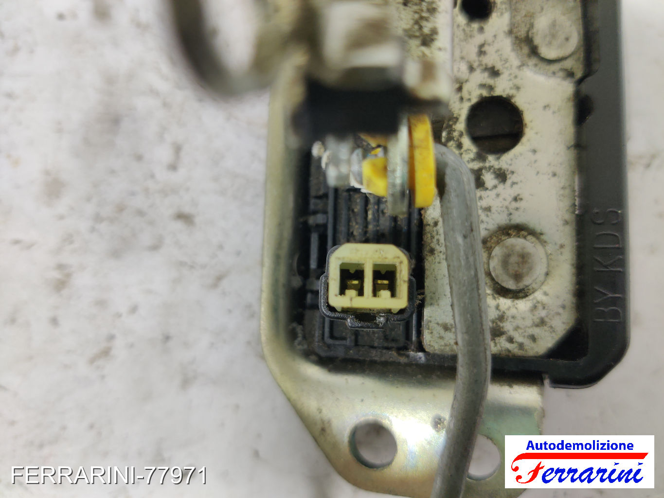 Chiusura Serratura Portellone CHEVROLET SPARK M300 2010-2015 96540941
