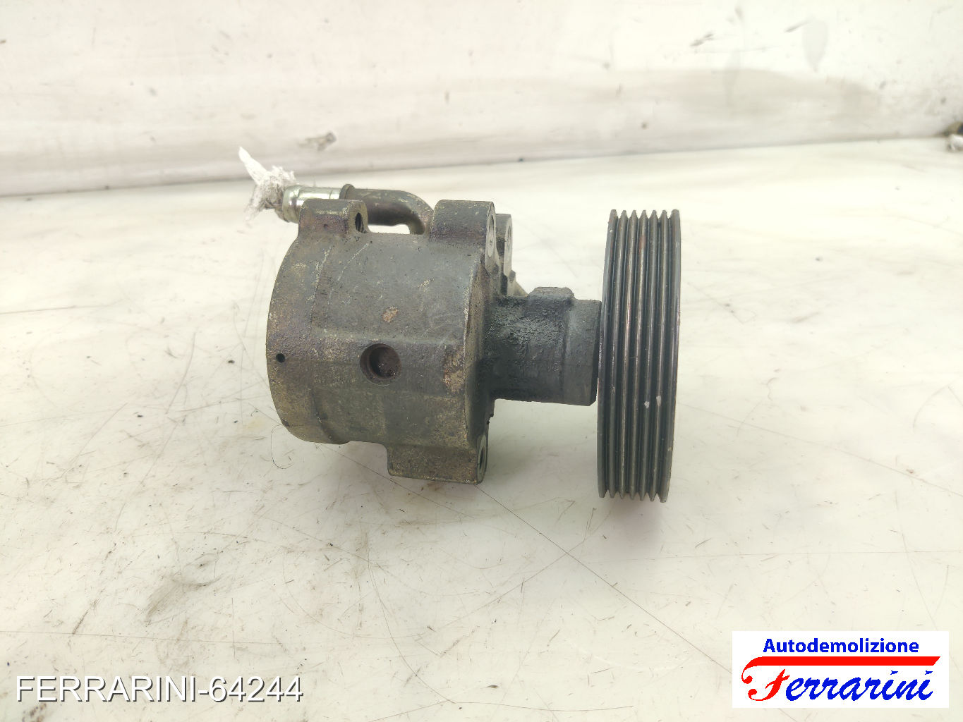 Pompa Servosterzo VOLVO V40 SW 645 1.9 DI 2000-2004 7700417308, 7700415198 7