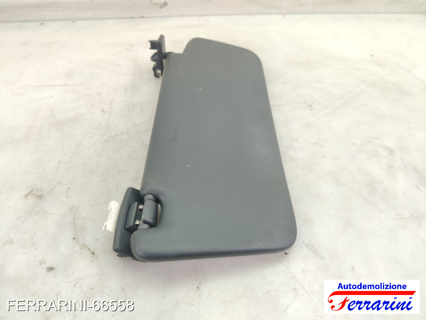 Aletta Parasole MERCEDES CLASSE B W242, W246 2011-2014 sinistro, sx A2468100310